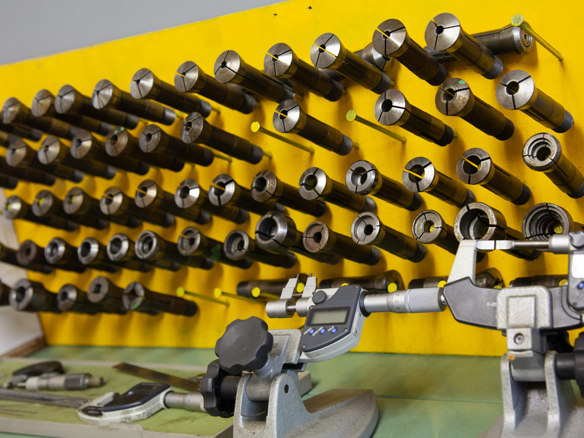 会社案内IMG|NC自動旋盤・金属部品の切削加工・製造|株式会社サンテル